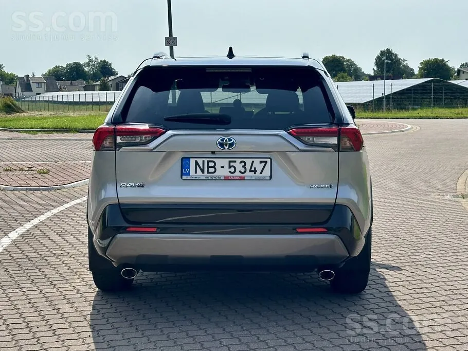 Toyota Rav4 2022 photo 5