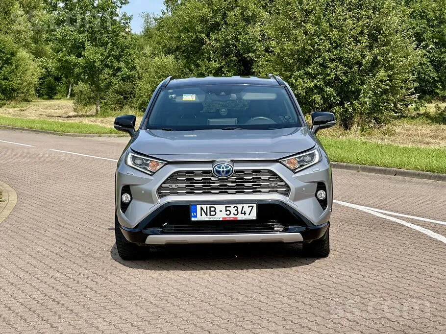 Toyota Rav4 2022 photo 2