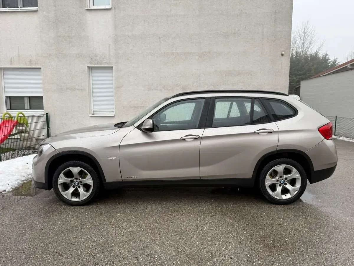 BMW X1 2010 photo 2
