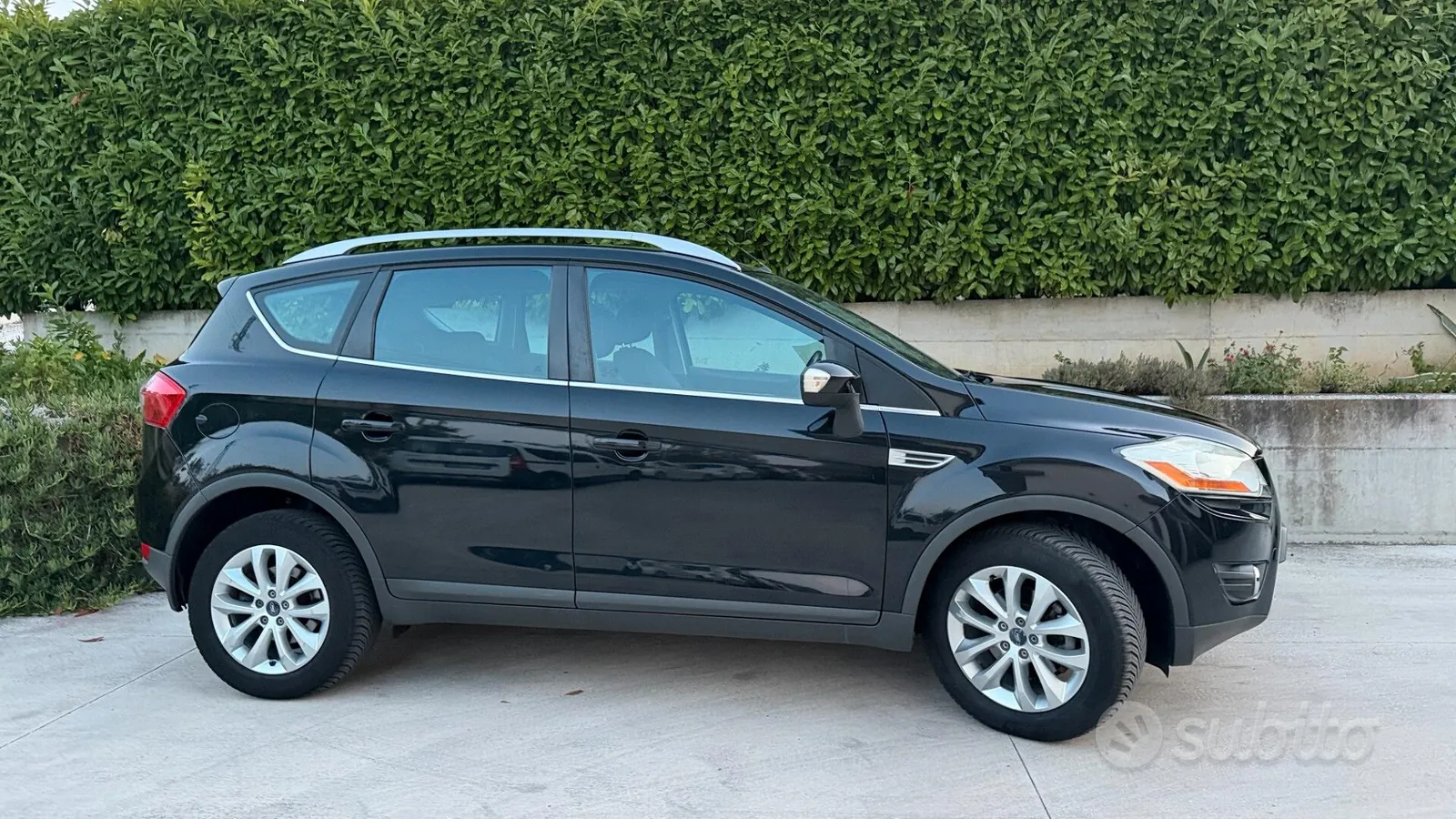 Ford Kuga 2009 photo 3