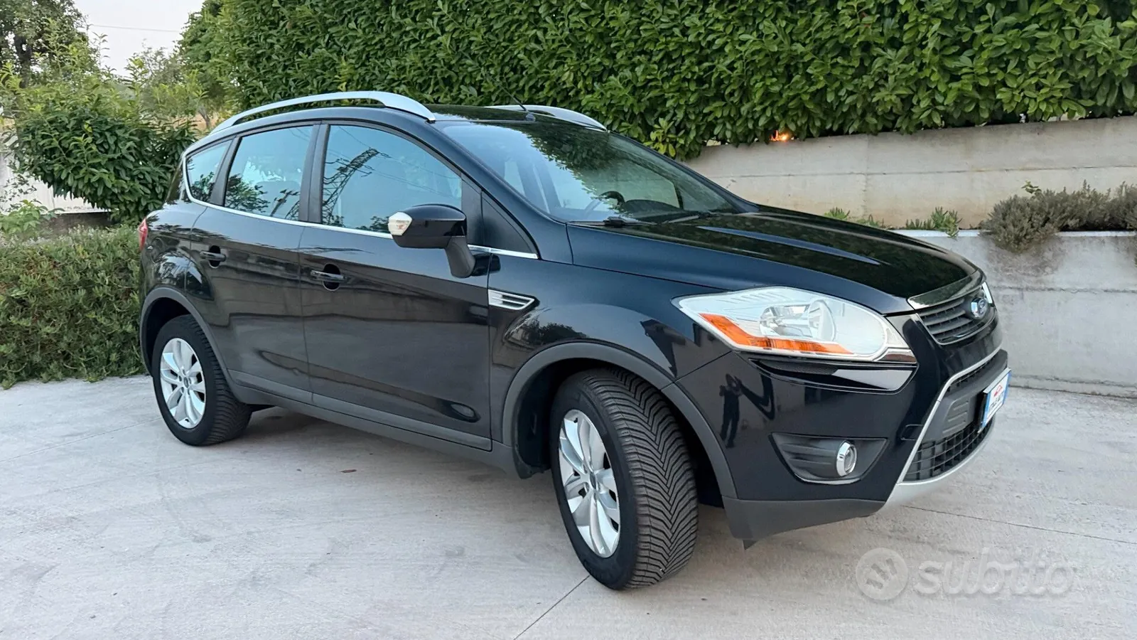Ford Kuga 2009 photo 2