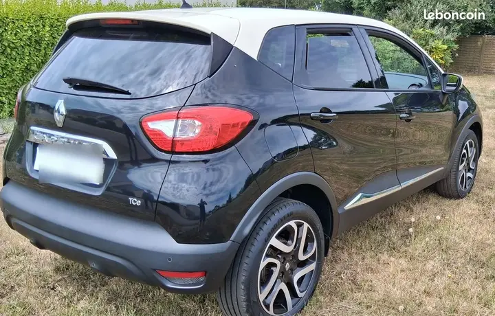 Renault Captur 2016 photo 2