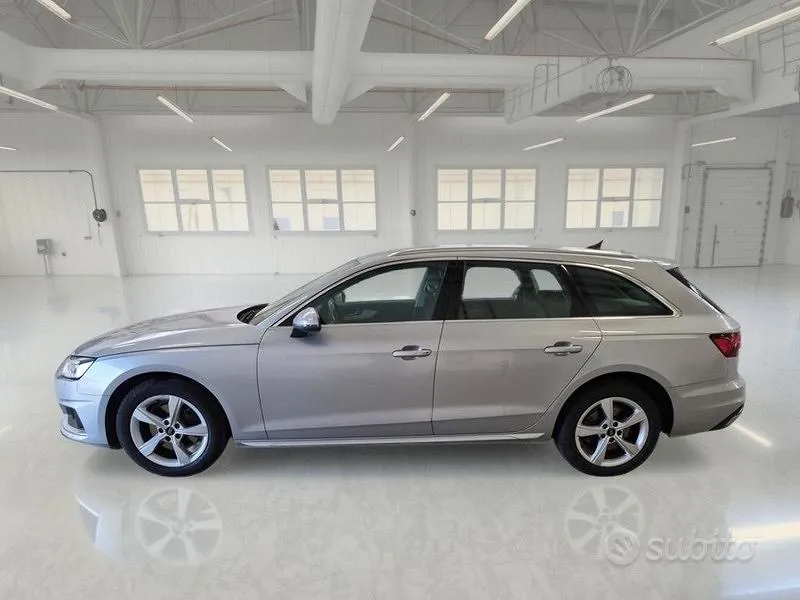 Audi A4 Avant 2023 photo 5