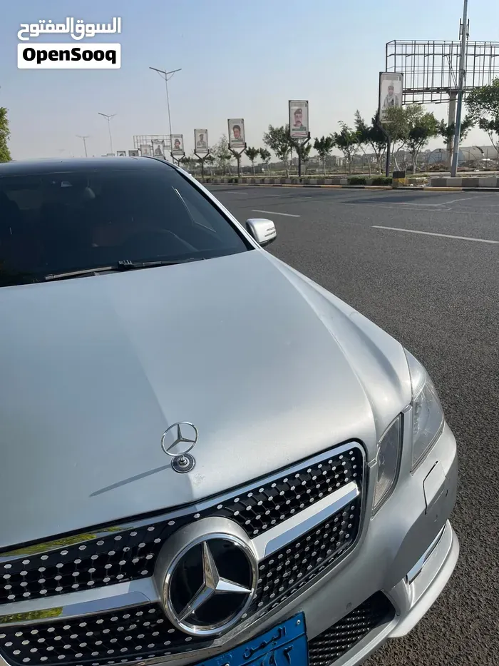 Mercedes-Benz E-Class 2012 photo 2