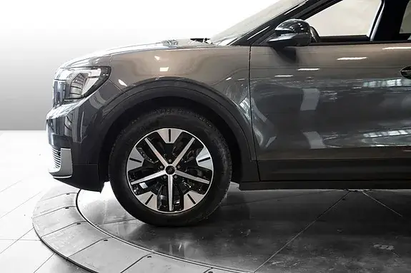 Ford Explorer 2025 photo 4