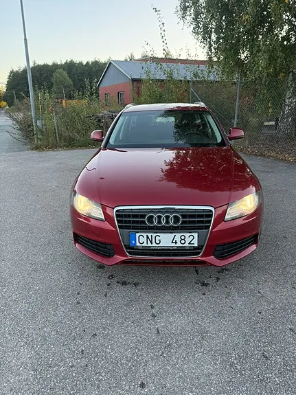 Audi A4 2009 photo 3