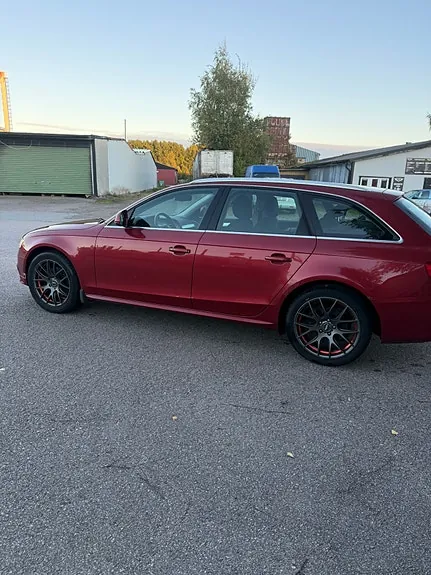 Audi A4 2009 photo 4