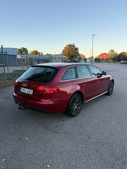 Audi A4 2009 photo 5