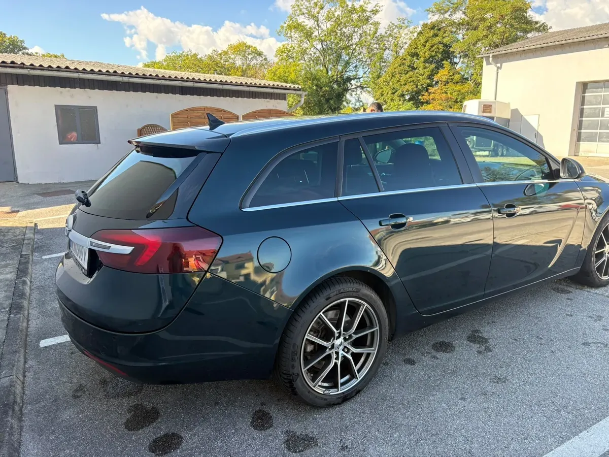 Opel Insignia 2014 photo 2