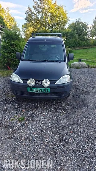 Opel Combo 2004 photo 2