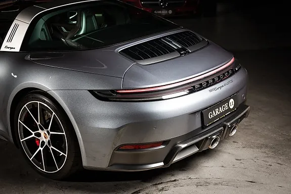 Porsche 911 Targa 4 Gts 2025 photo 5