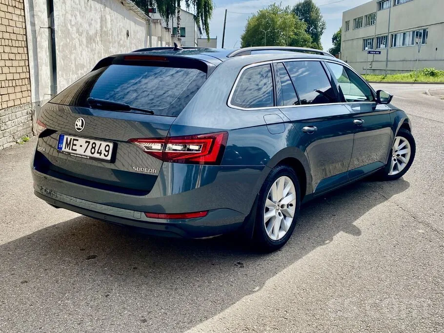 Skoda Superb 2019 photo 3