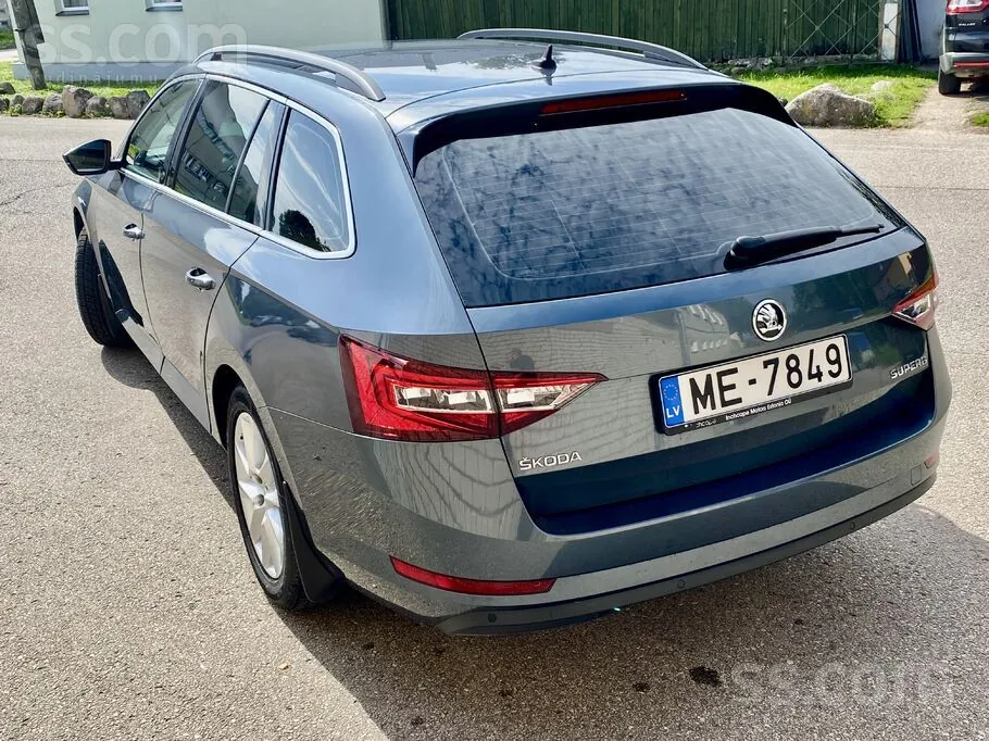 Skoda Superb 2019 photo 4