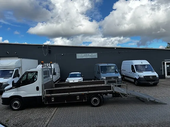 Iveco Daily 2022 photo 3