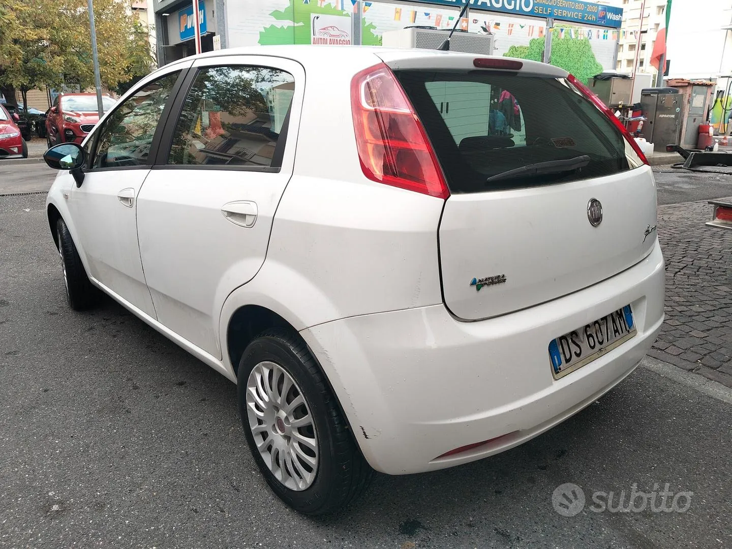 Fiat Grande Punto 2009 photo 4
