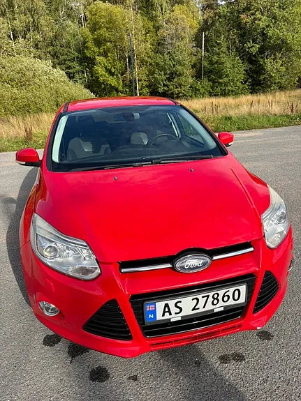 Ford Focus 2011 photo 2