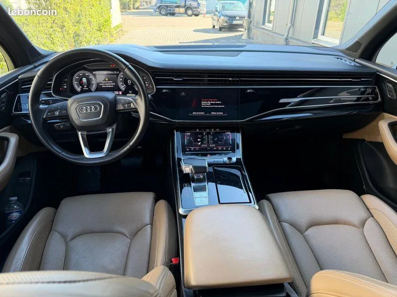 Audi Q7 2022 photo 4