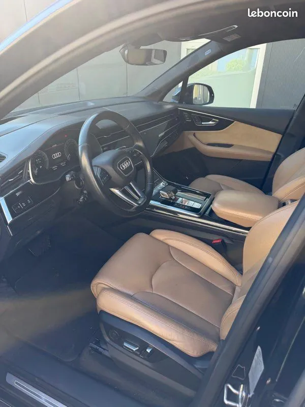 Audi Q7 2022 photo 3