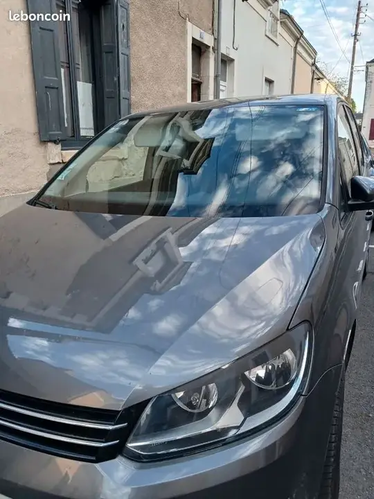 Volkswagen Touran 2013 photo 3