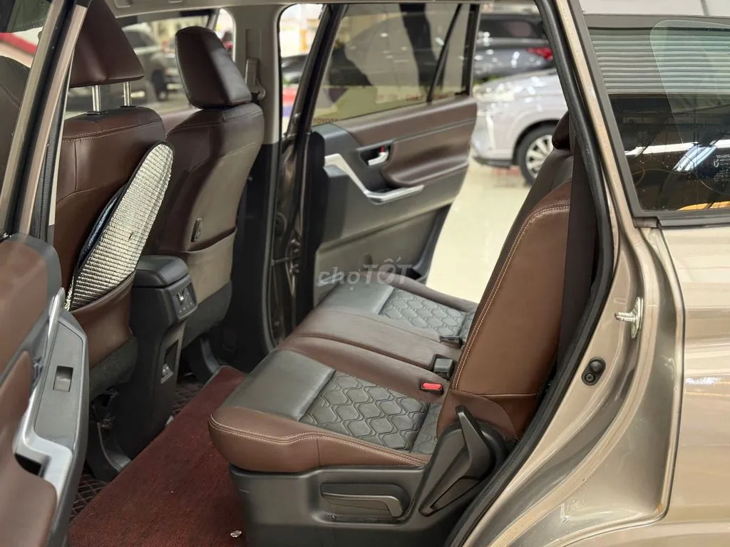 Toyota Innova Cross 2024 photo 5