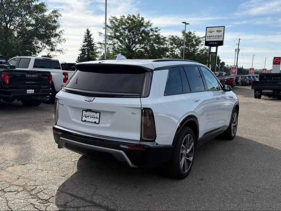 Cadillac Vistiq Sport 2027 photo 5