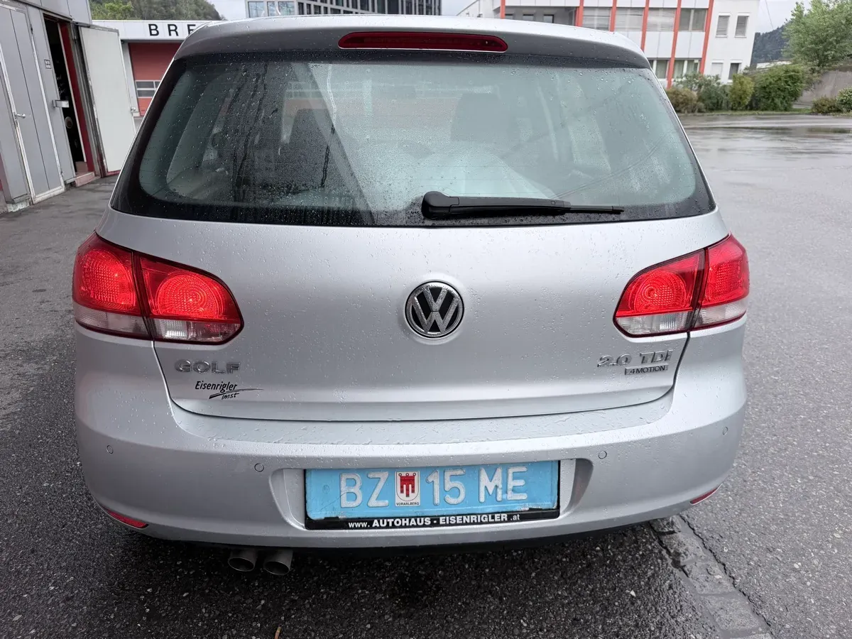 Volkswagen Golf 2010 photo 3