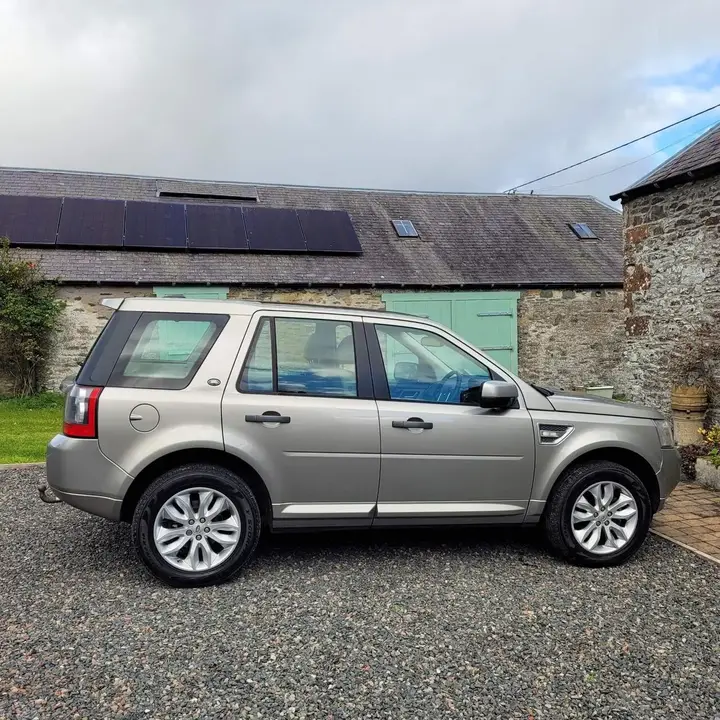 Land Rover Freelander 2