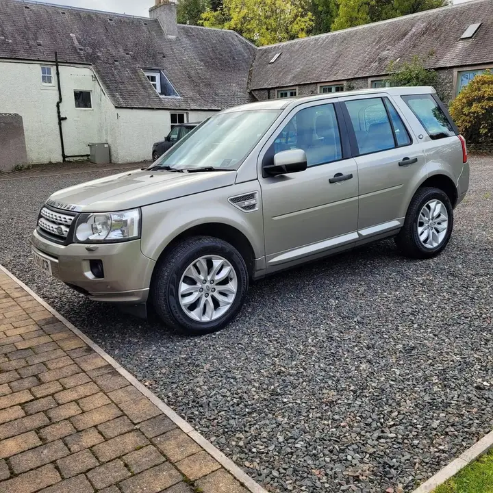 Land Rover Freelander 2 2010 photo 4