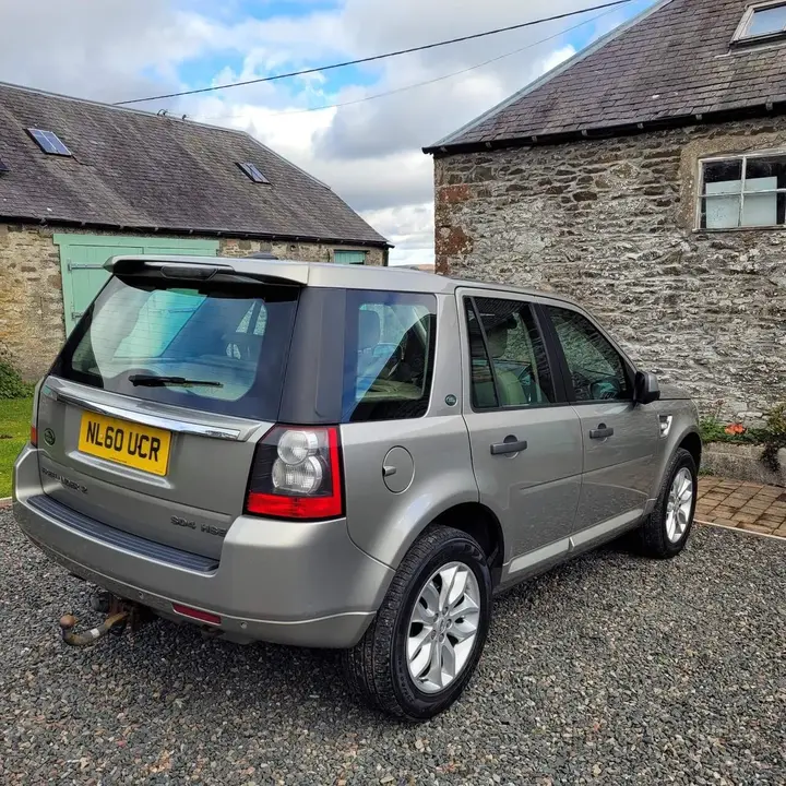 Land Rover Freelander 2 2010 photo 2