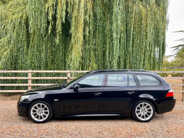 BMW 5 Series 2009 photo 5