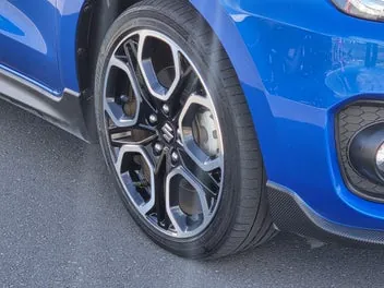 Suzuki Swift 2023 photo 3