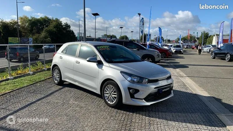 Kia Rio 2023 photo 3
