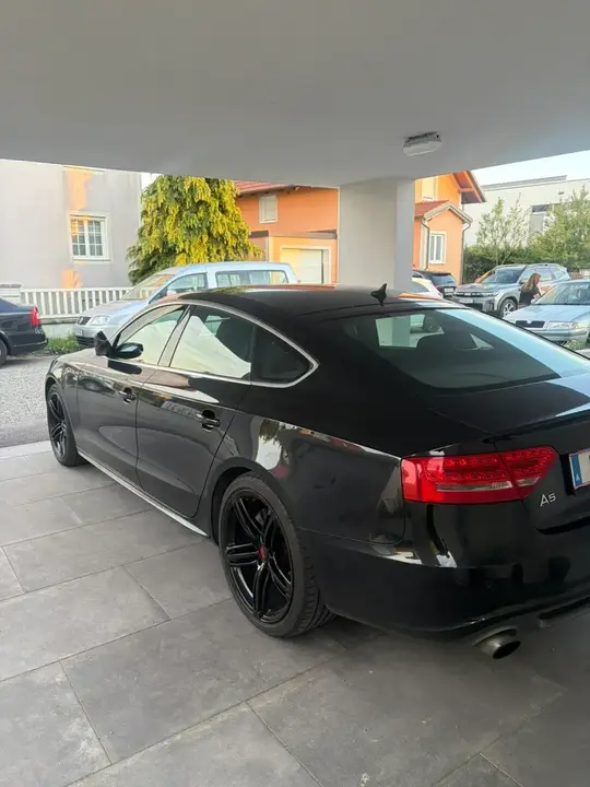 Audi A5 2010 photo 3
