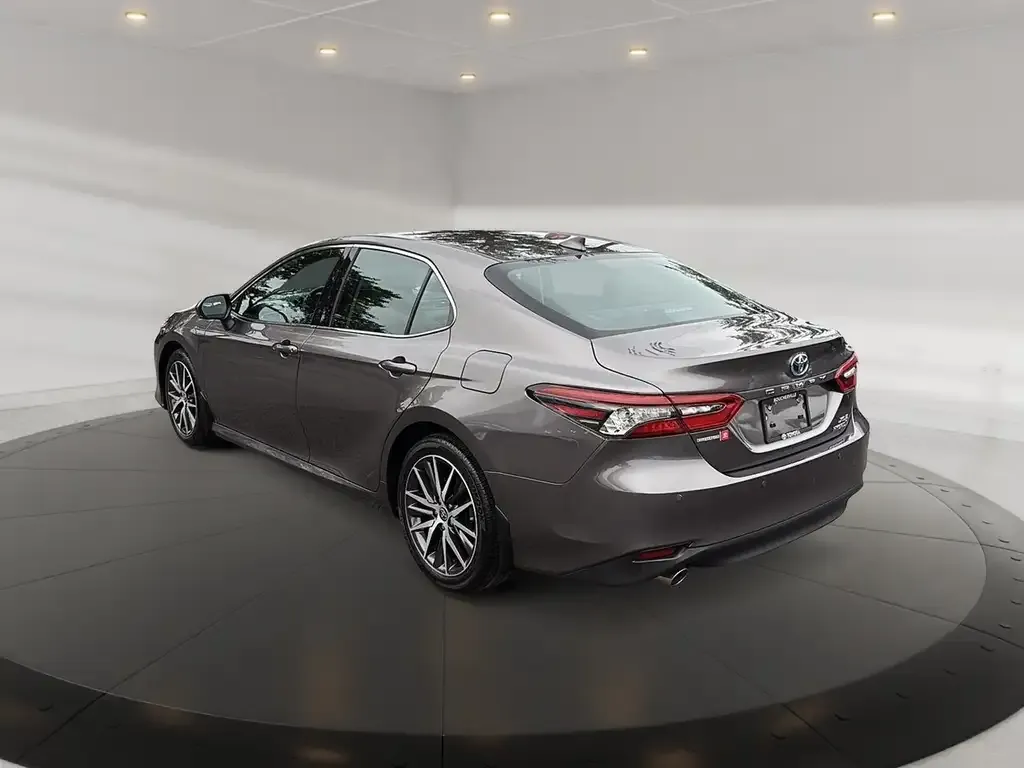 Toyota Camry 2022 photo 4