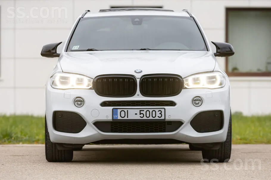 BMW X5 2014 photo 2