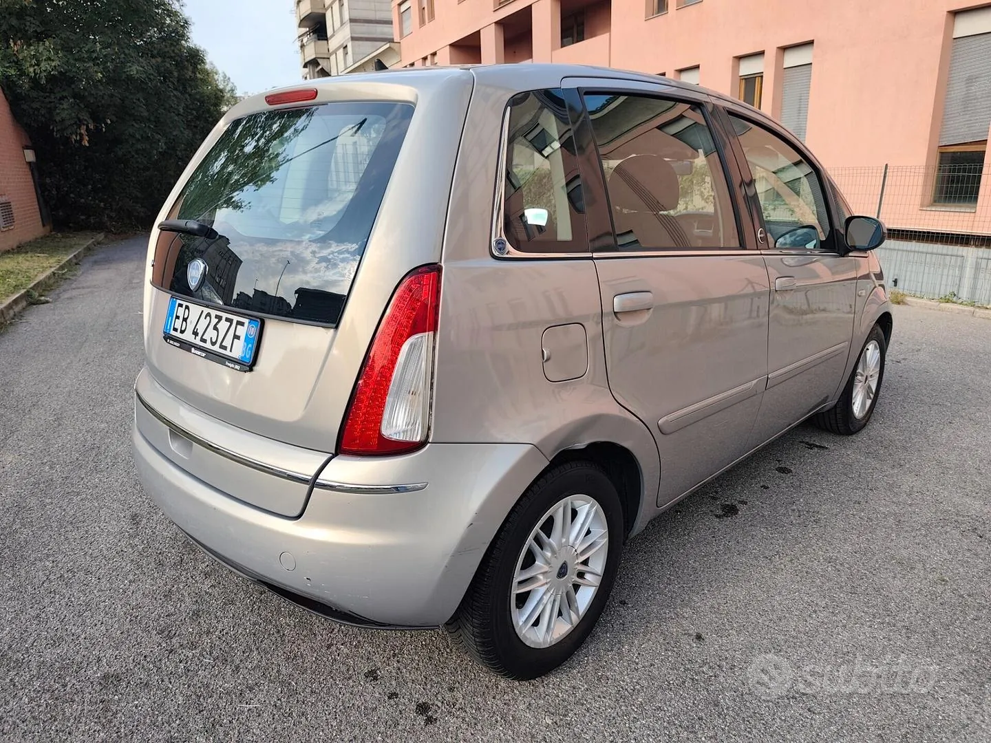 Lancia Musa 2010 photo 4