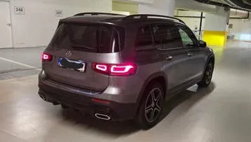 Mercedes-Benz Glb