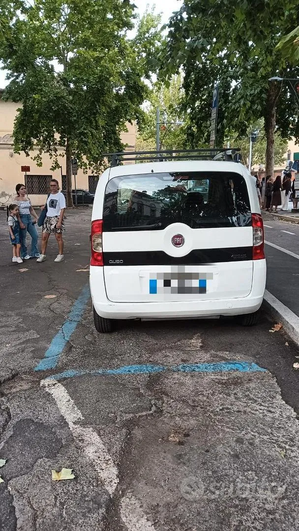 Fiat Doblo 2012 photo 2