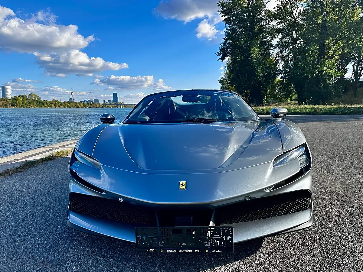 Ferrari Sf90 Stradale 2024 photo 3