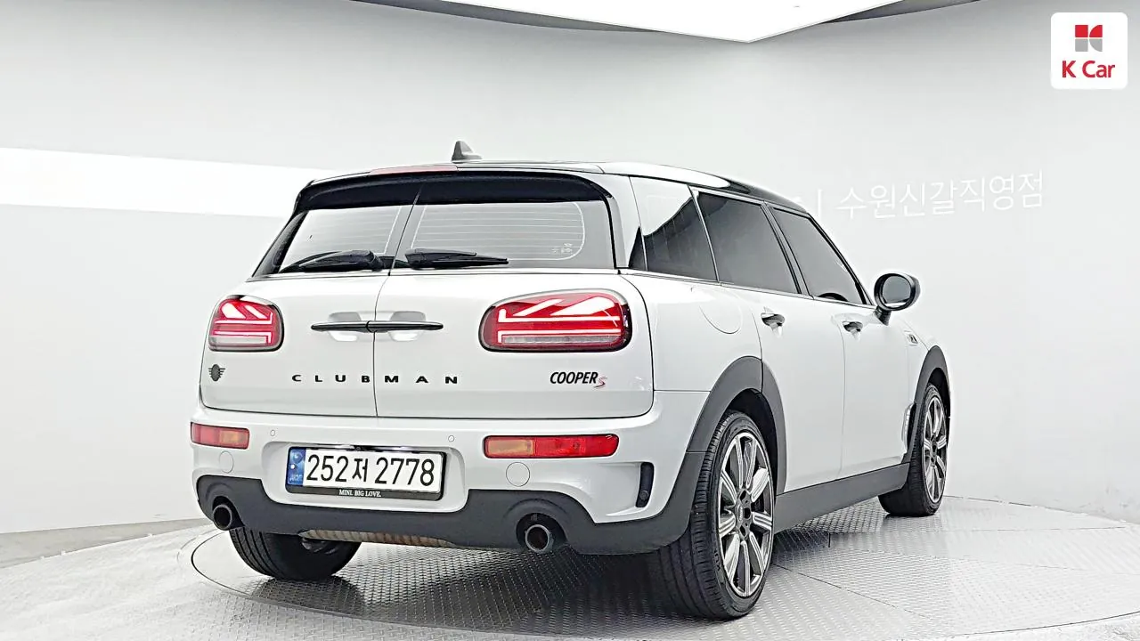 Mini Cooper Clubman (2Nd Gen F/L) 2023 photo 2
