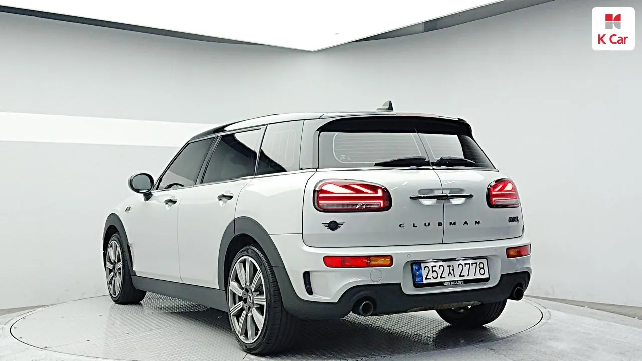 Mini Cooper Clubman (2Nd Gen F/L) 2023 photo 4