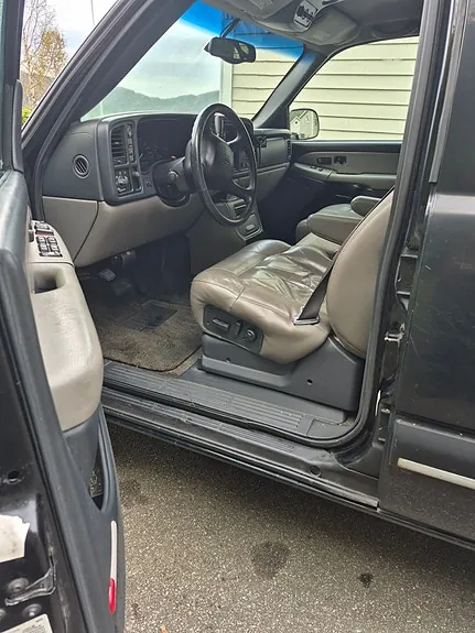 Chevrolet Tahoe 2000 photo 2