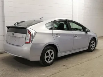 Toyota Prius 2014 photo 3