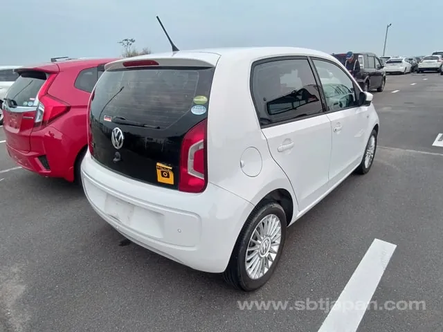Volkswagen Up 2014 photo 4