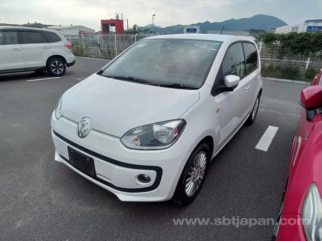 Volkswagen Up 2014 photo 2