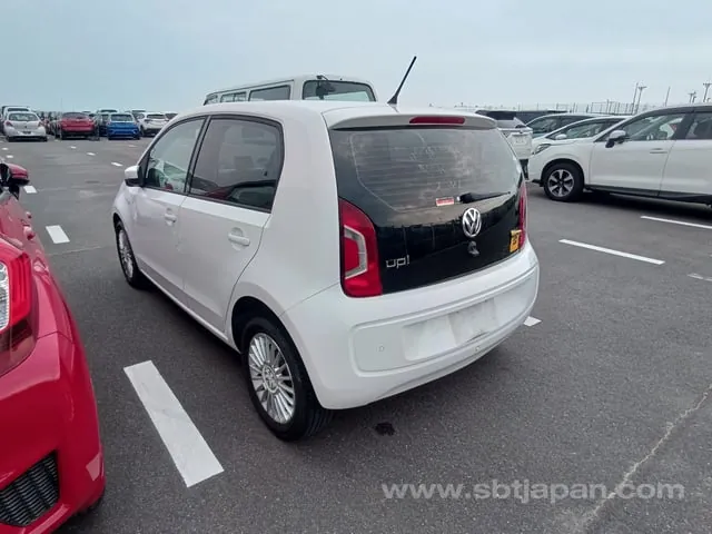 Volkswagen Up 2014 photo 3