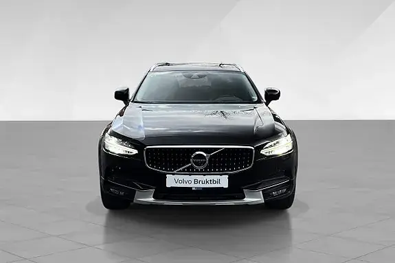 Volvo V90 Cross Country 2017 photo 2