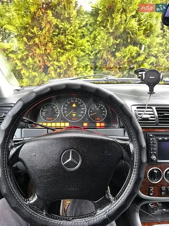 Mercedes-Benz M-Class 1999 photo 4