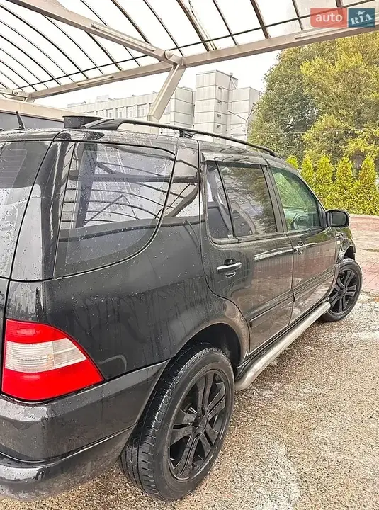 Mercedes-Benz M-Class 1999 photo 3
