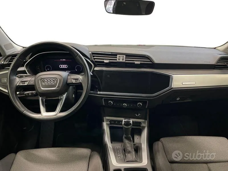 Audi Q3 2022 photo 3